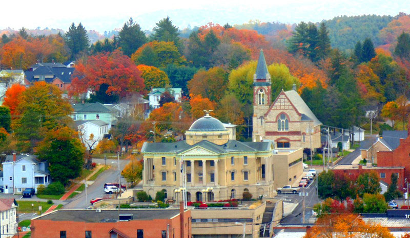 Picturesque Downtown Oakland, MD in the Fall